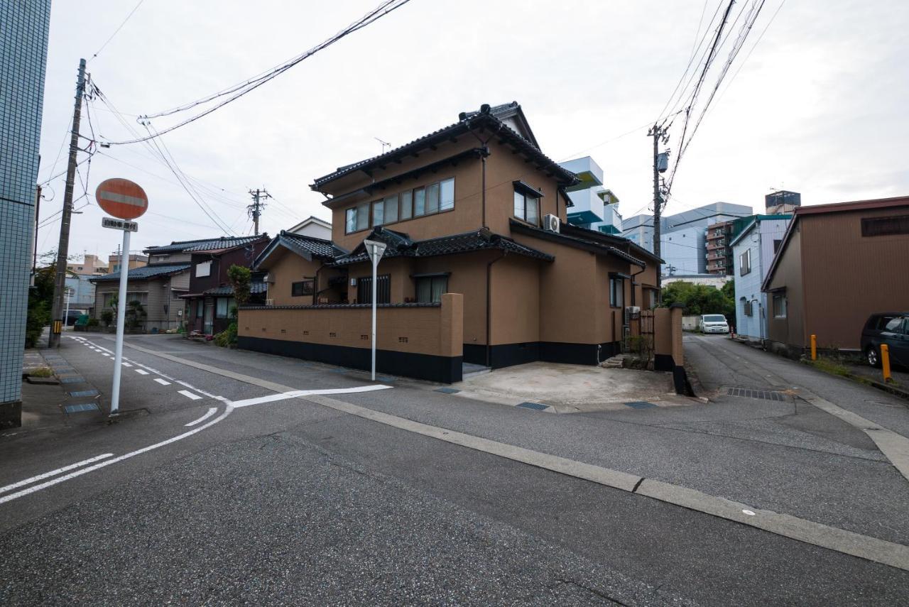 Villa Kimachi-tei（きまち亭） Toyama Station Exterior foto